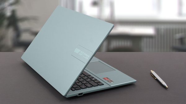 ASUS VivoBook Go 15 E1504F-ABQ469WMS | Ryzen™ 5 7520U | 16GB LPDDR5 | 512GB SSD - Image 2